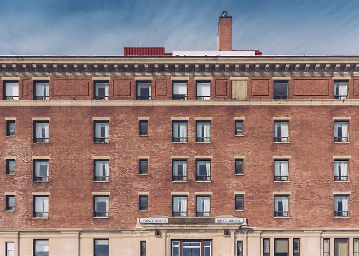 Prince Arthur Waterfront Hotel & Suites